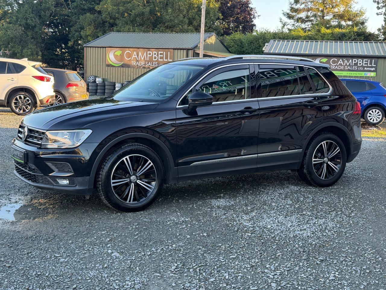 2017 VOLKSWAGEN TIGUAN 2.0 TDI SE Navigation SUV 5dr Diesel Manual Euro 6 (s/s) (150 ps) - vehicle photo 3 for sale on PureCar