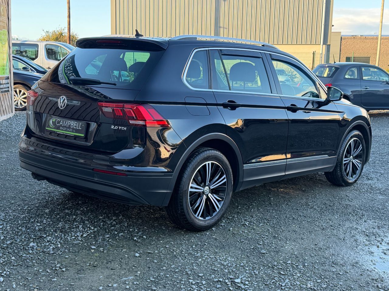 2017 VOLKSWAGEN TIGUAN 2.0 TDI SE Navigation SUV 5dr Diesel Manual Euro 6 (s/s) (150 ps) - vehicle photo 5 for sale on PureCar