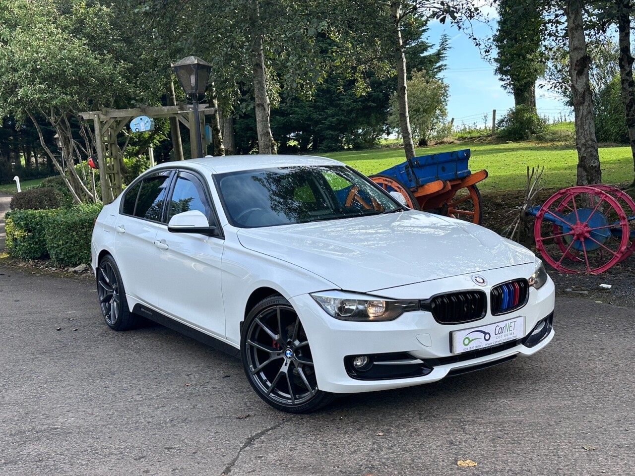 2015 BMW 3 SERIES 2.0 318d BluePerformance Sport Saloon 4dr Diesel Auto Euro 6 (s/s) (143 ps) - vehicle photo 9 for sale on PureCar