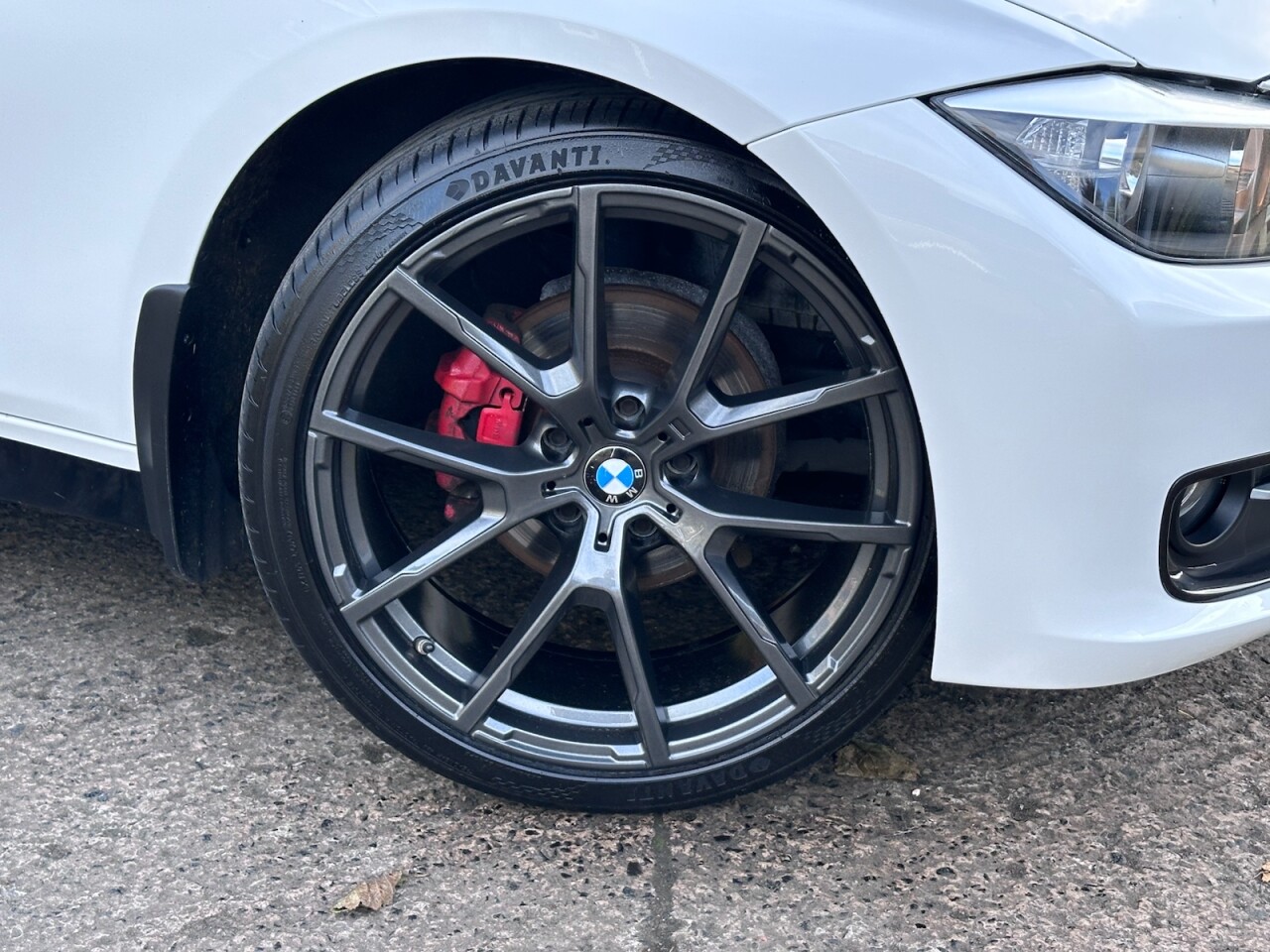 2015 BMW 3 SERIES 2.0 318d BluePerformance Sport Saloon 4dr Diesel Auto Euro 6 (s/s) (143 ps) - vehicle photo 15 for sale on PureCar