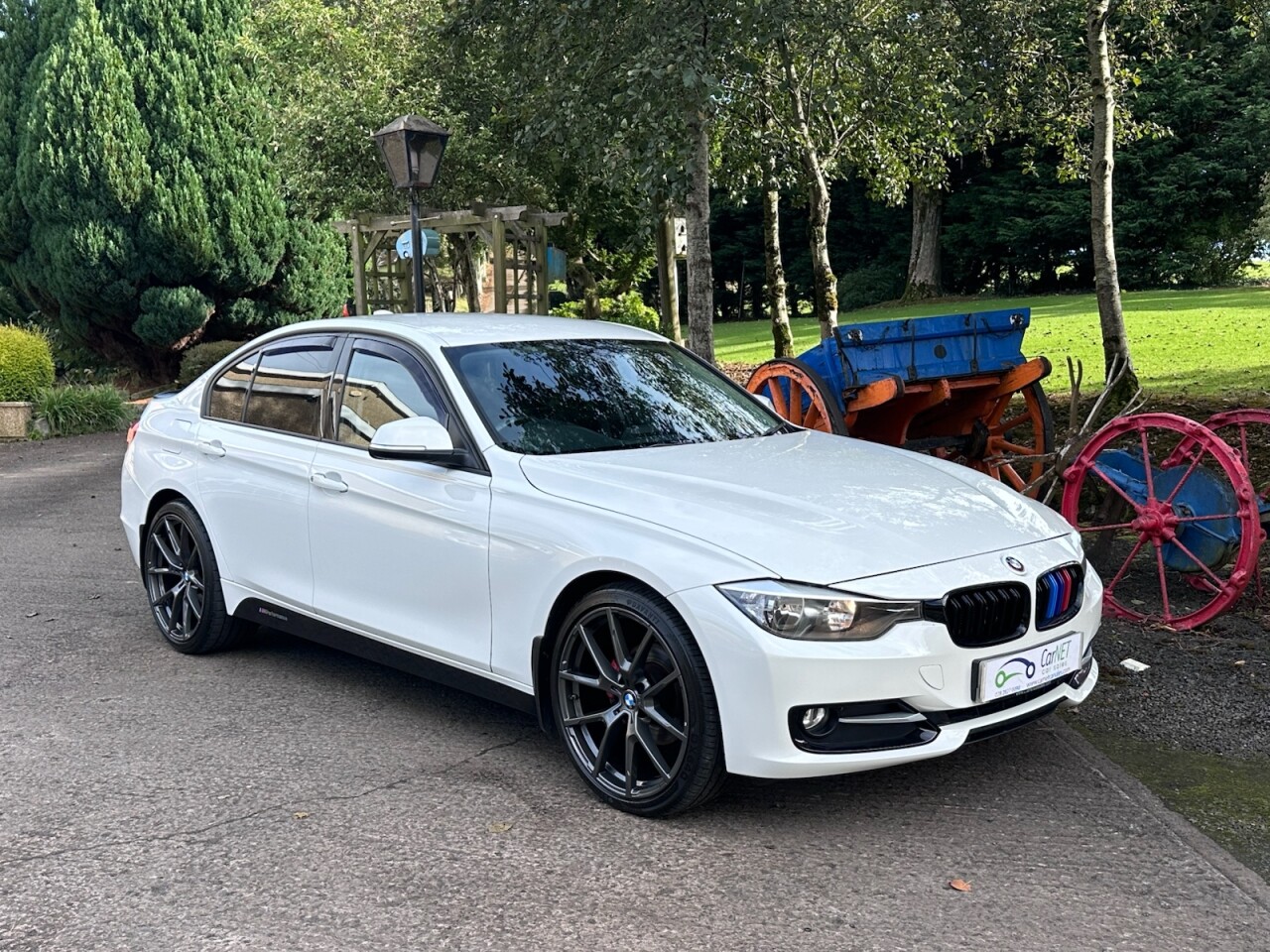 2015 BMW 3 SERIES 2.0 318d BluePerformance Sport Saloon 4dr Diesel Auto Euro 6 (s/s) (143 ps) - vehicle photo 38 for sale on PureCar