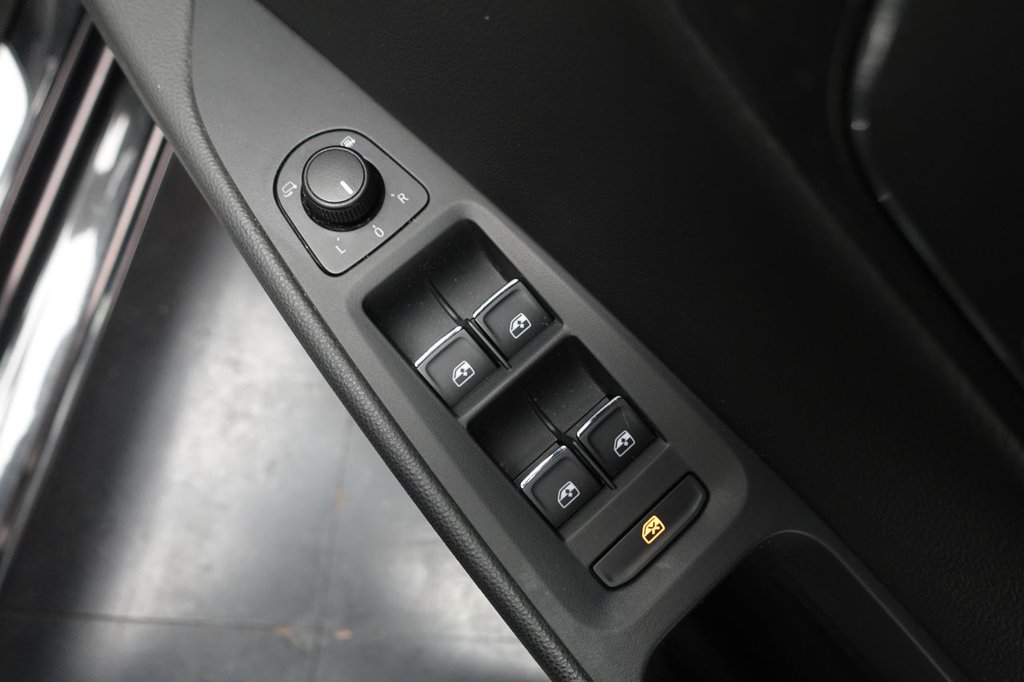 2019 SEAT Leon — image 36