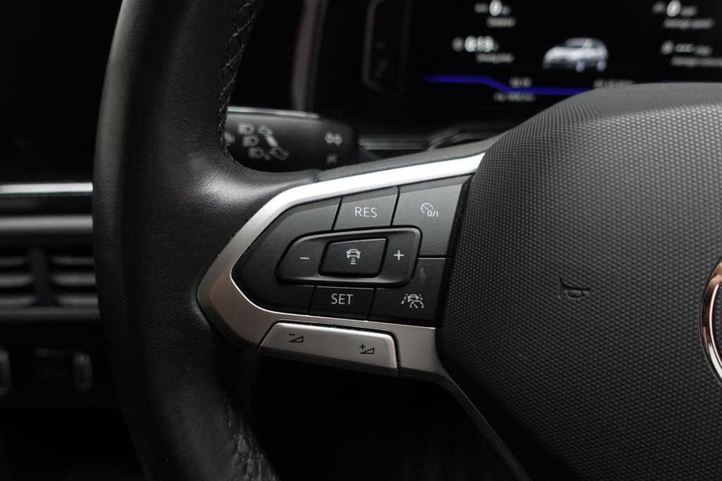2022 Volkswagen Polo — image 19