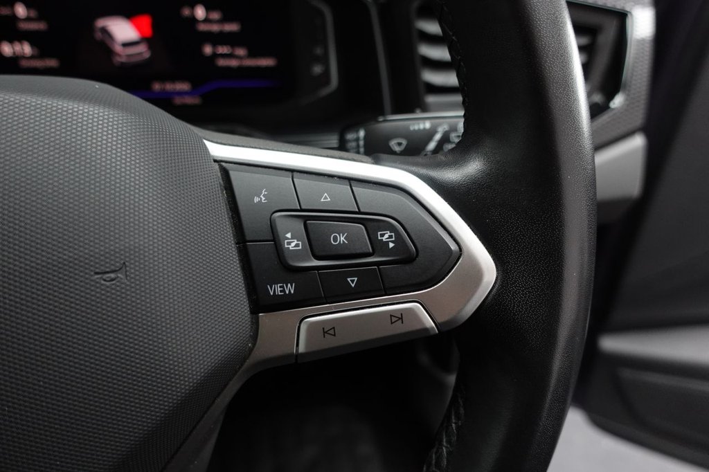 2022 Volkswagen Polo — image 20