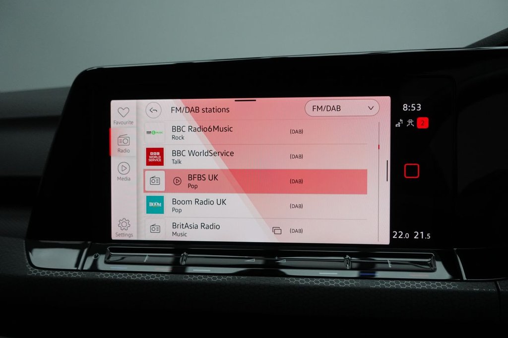 2021 Volkswagen Golf — image 16