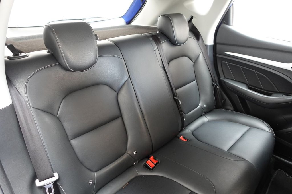 2019 MG MG ZS — image 9
