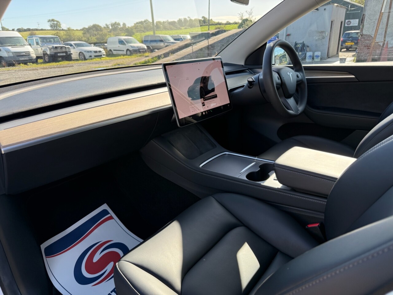 2022 TESLA MODEL Y (Dual Motor) Long Range SUV 5dr Electric Auto 4WDE (384 bhp) - vehicle photo 26 for sale on PureCar