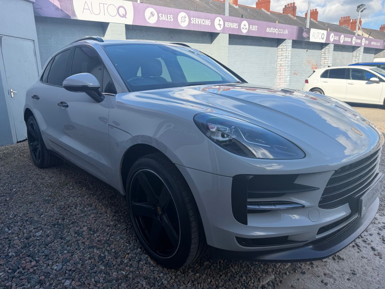 2019 PORSCHE MACAN 2.0T SUV 5dr Petrol PDK 4WD Euro 6 (s/s) (245 ps) - vehicle photo 30 for sale on PureCar