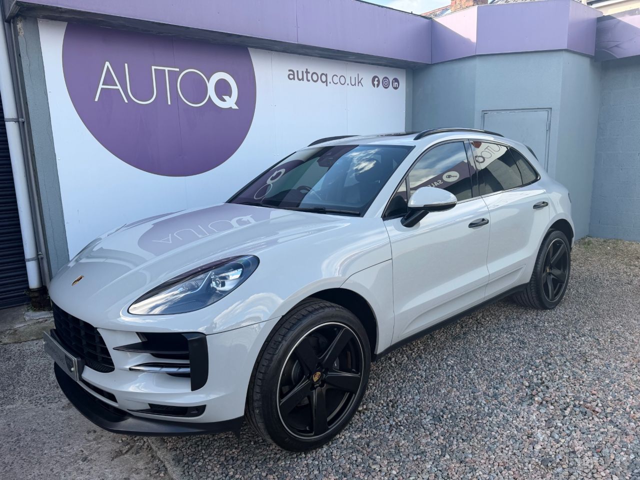 2019 PORSCHE MACAN 2.0T SUV 5dr Petrol PDK 4WD Euro 6 (s/s) (245 ps) - vehicle photo 33 for sale on PureCar