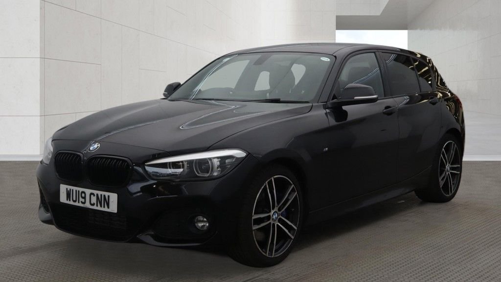 2019 BMW 1 Series — image 2