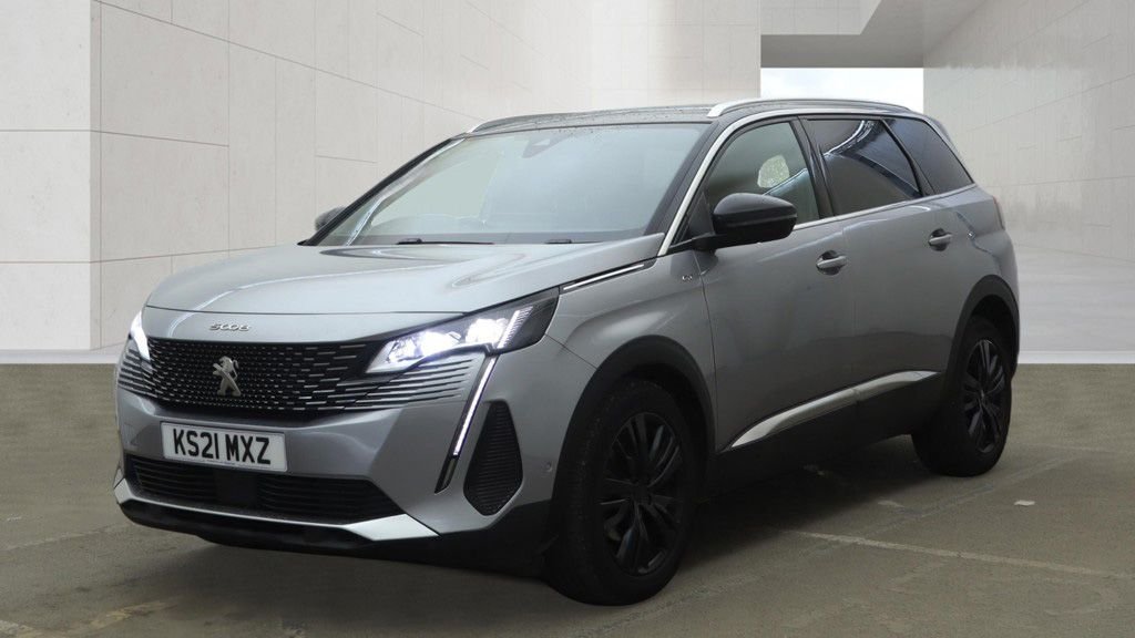2021 Peugeot 5008 — image 4