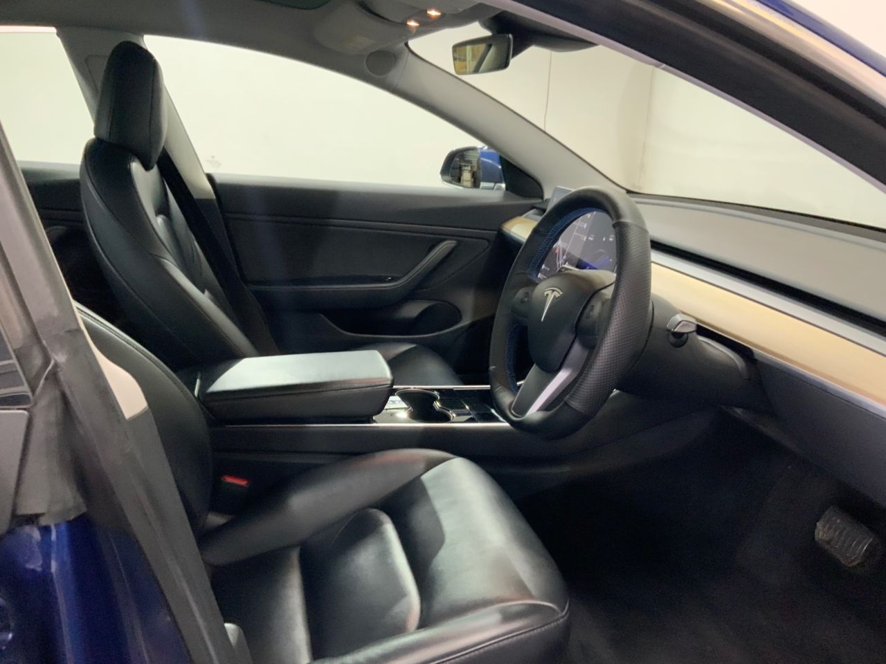 2019 TESLA Model 3 Standard Range Plus Saloon 4dr Electric Auto RWD (241 bhp) - vehicle photo 12 for sale on PureCar