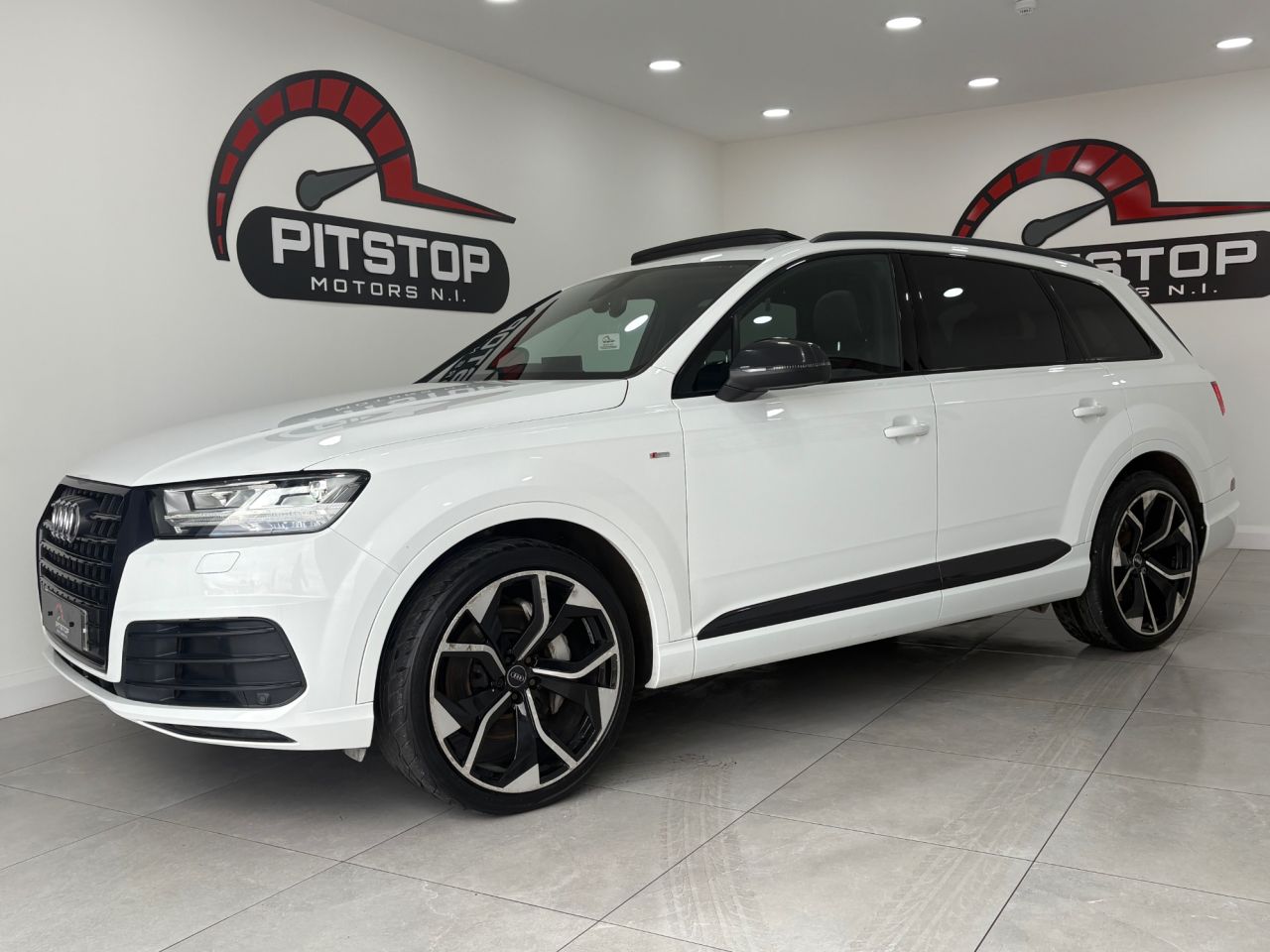 AUDI Q7 2019