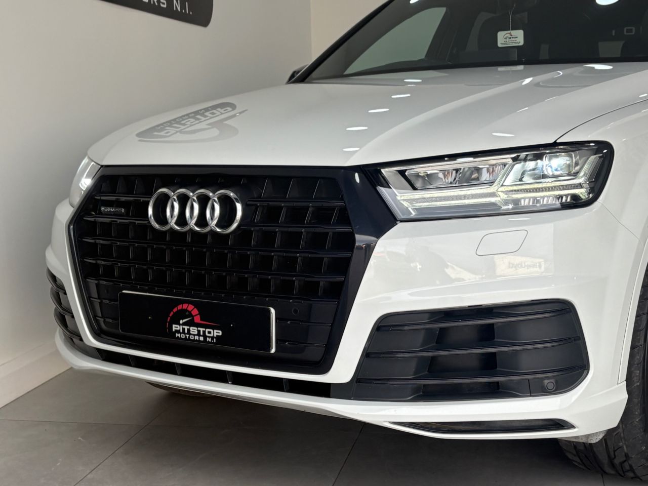 2019 AUDI Q7 S Line - vehicle photo 3 for sale on PureCar