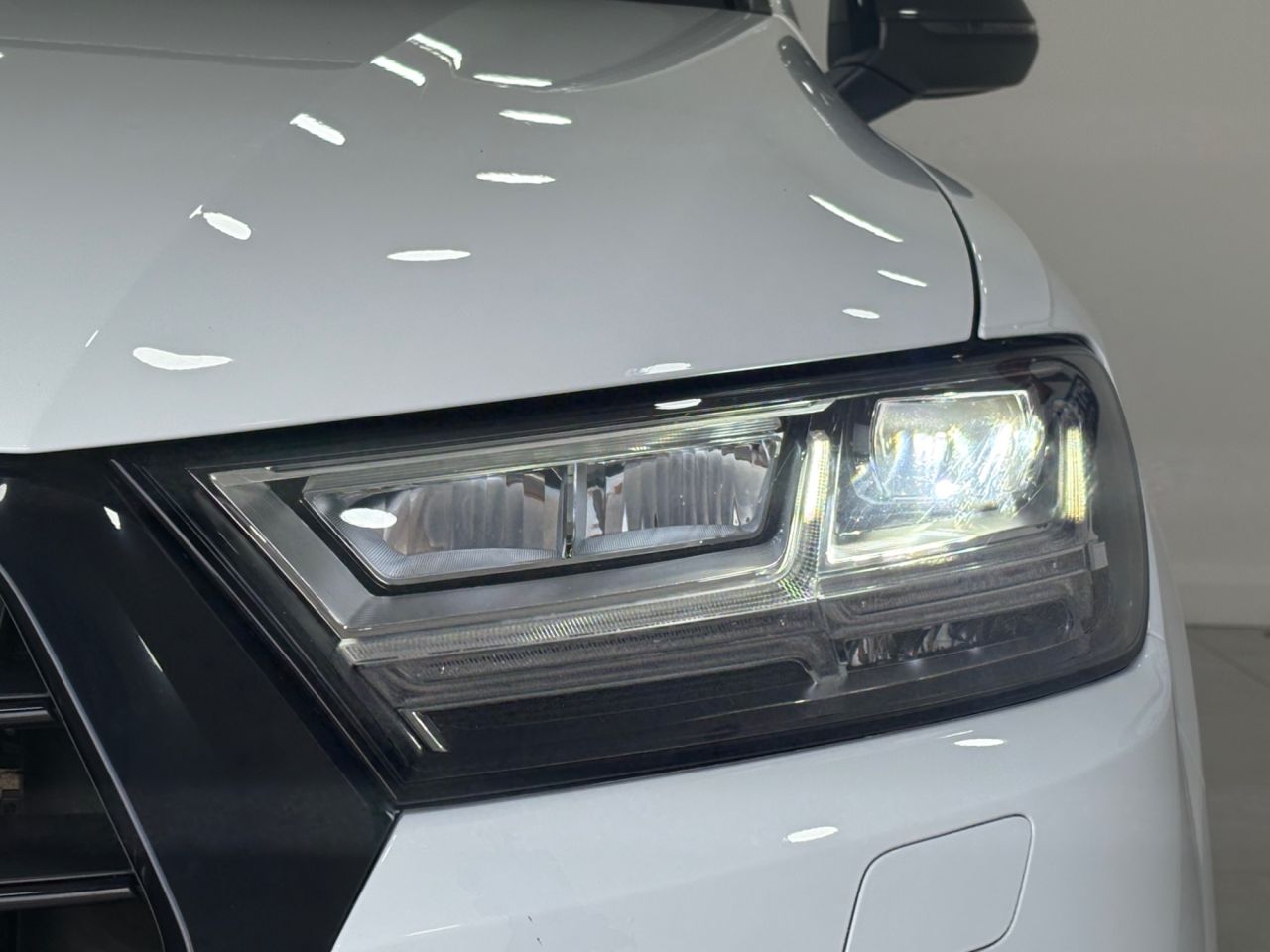 2019 AUDI Q7 S Line - vehicle photo 15 for sale on PureCar