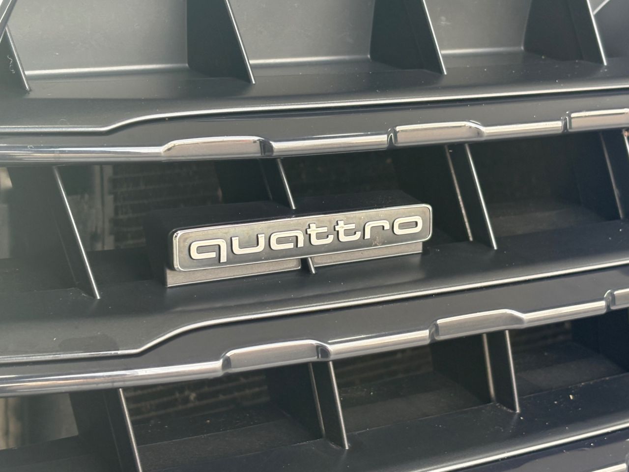 2019 AUDI Q7 S Line - vehicle photo 18 for sale on PureCar