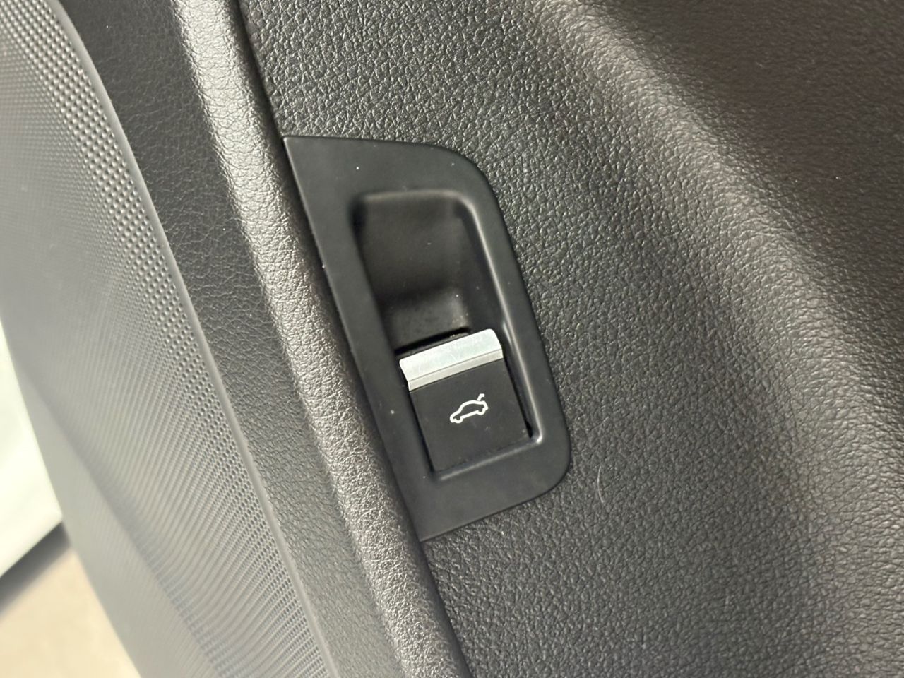2019 AUDI Q7 S Line - vehicle photo 23 for sale on PureCar