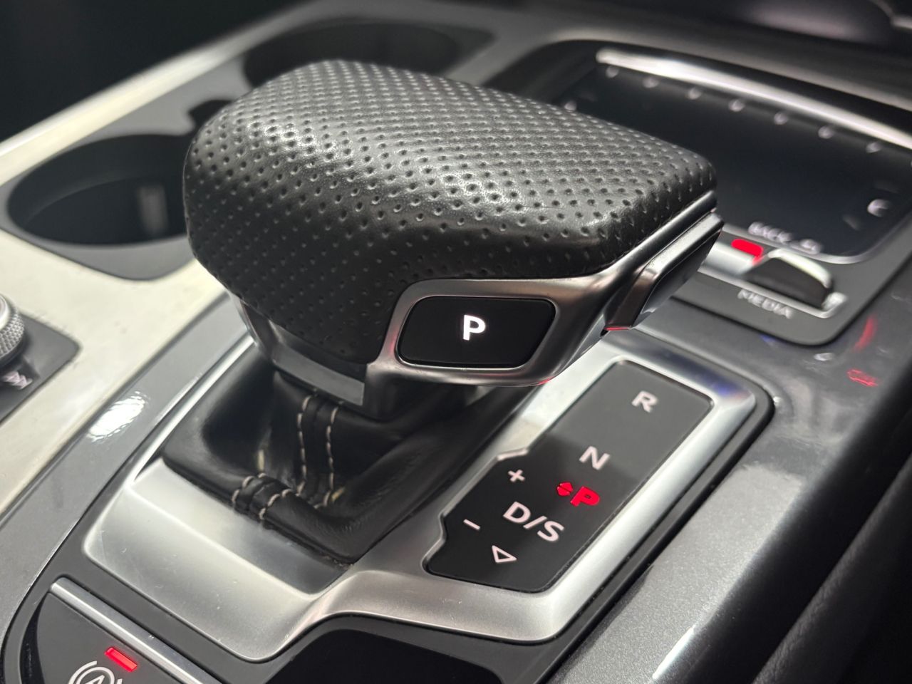 2019 AUDI Q7 S Line - vehicle photo 54 for sale on PureCar