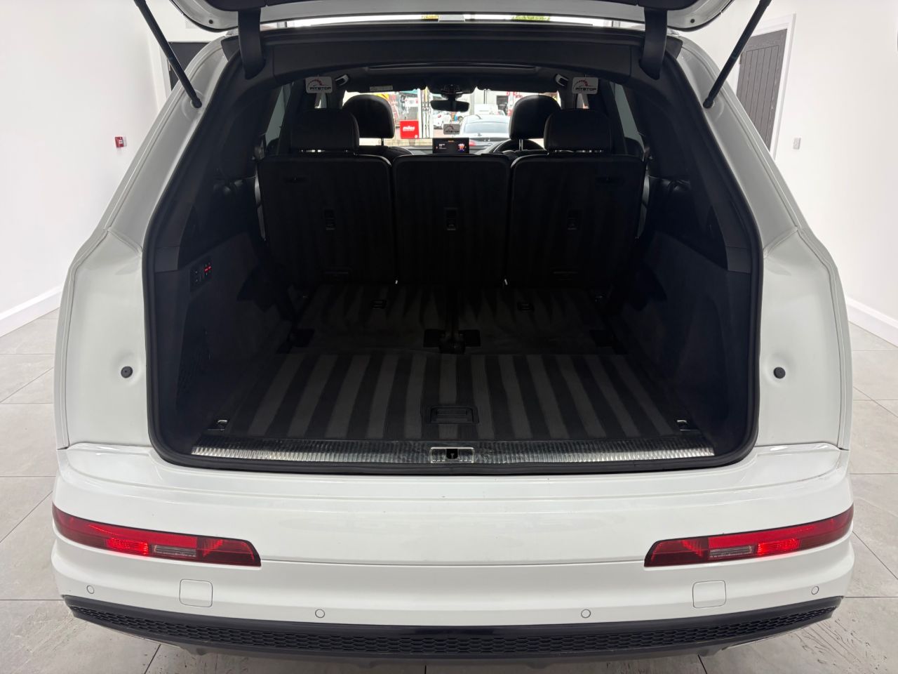 2019 AUDI Q7 S Line - vehicle photo 65 for sale on PureCar