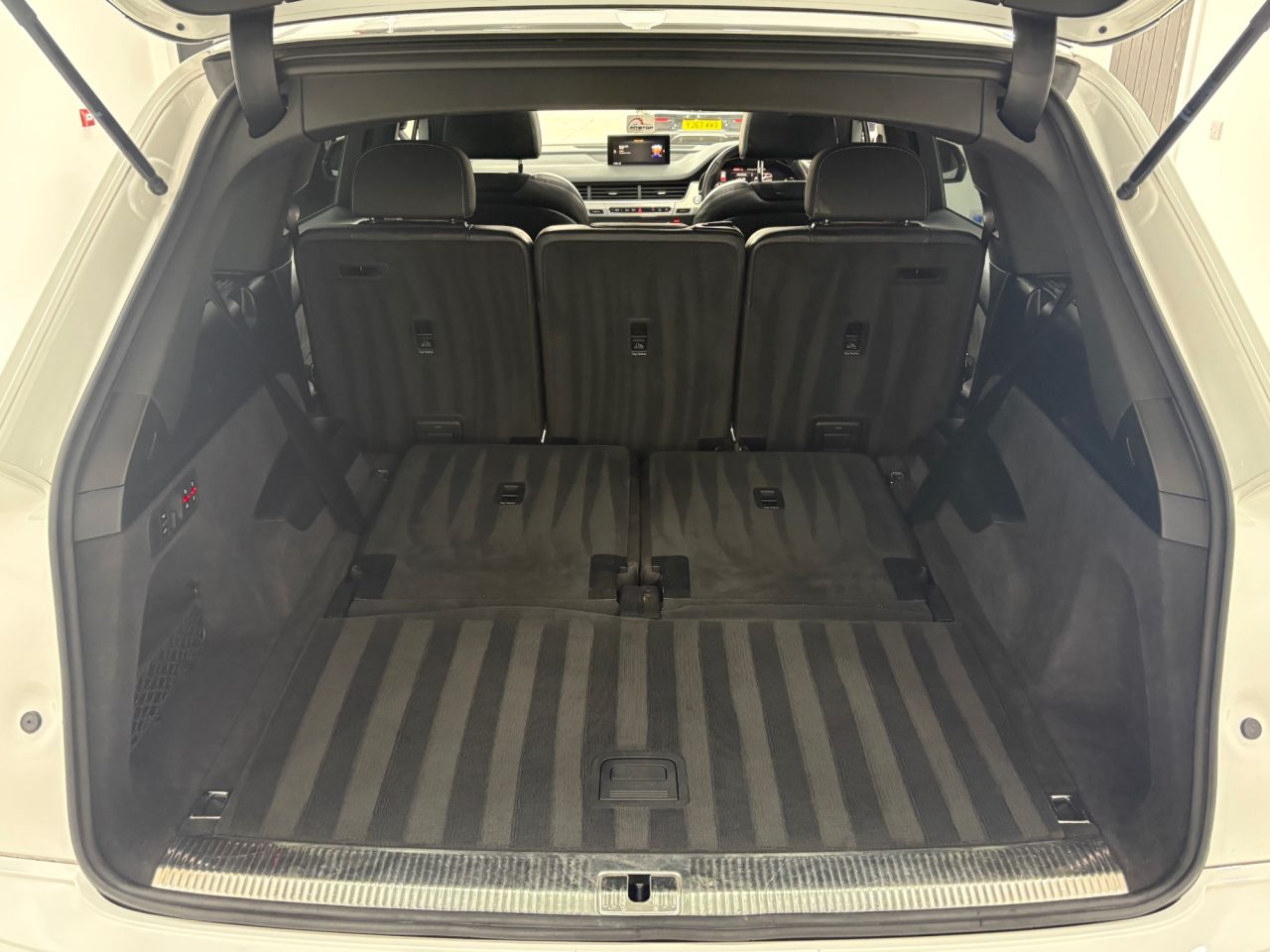 2019 AUDI Q7 S Line - vehicle photo 66 for sale on PureCar