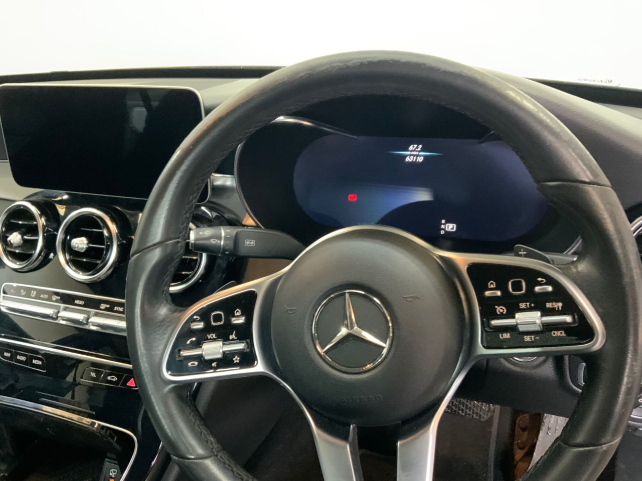 2018 MERCEDES C CLASS 1.5 C200 MHEV EQ Boost Sport (Premium) Saloon 4dr Petrol G-Tronic+ Euro 6 ( - vehicle photo 15 for sale on PureCar
