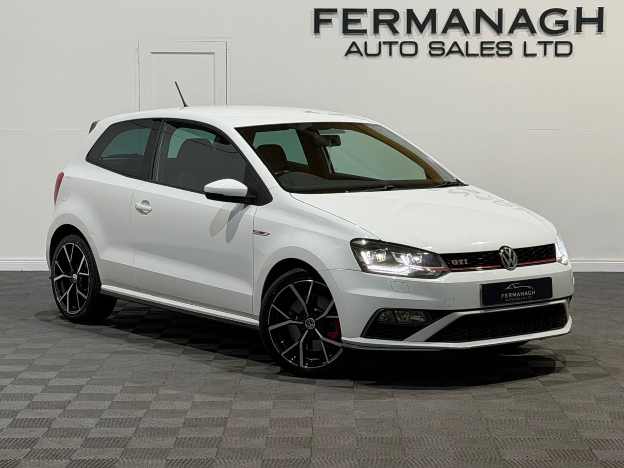 2017 VOLKSWAGEN POLO