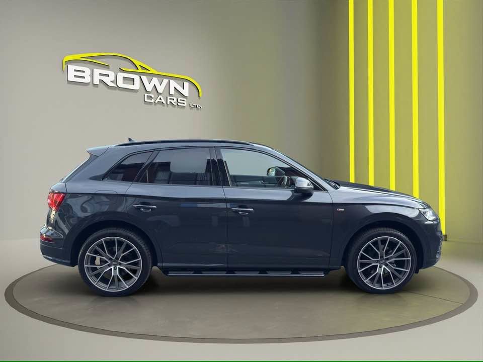 2019 AUDI Q5 S Line - vehicle photo 8 for sale on PureCar