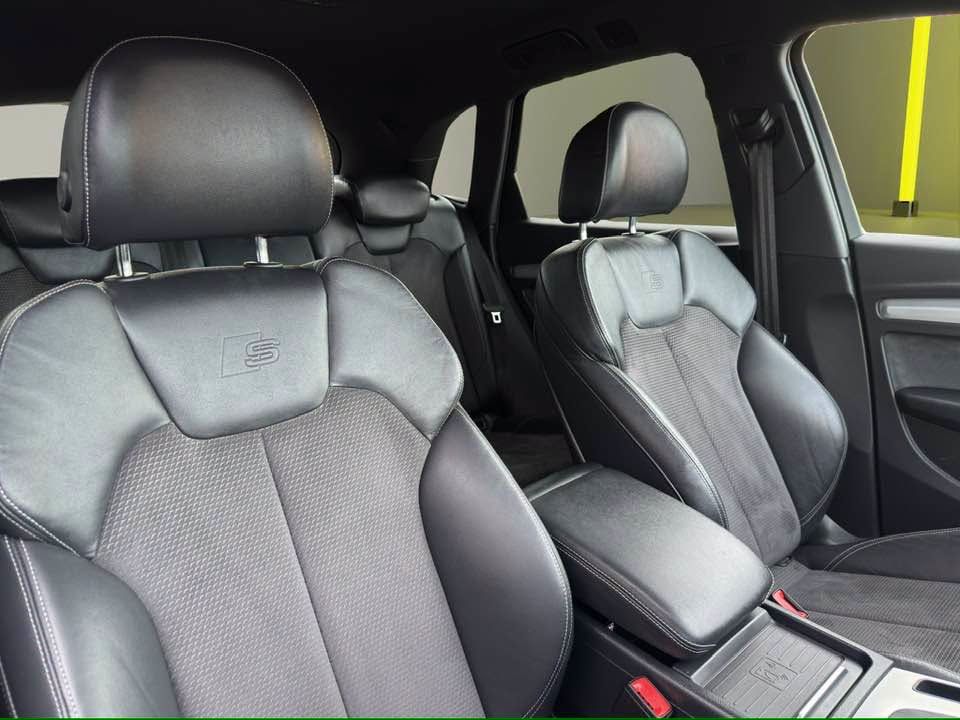 2019 AUDI Q5 S Line - vehicle photo 10 for sale on PureCar