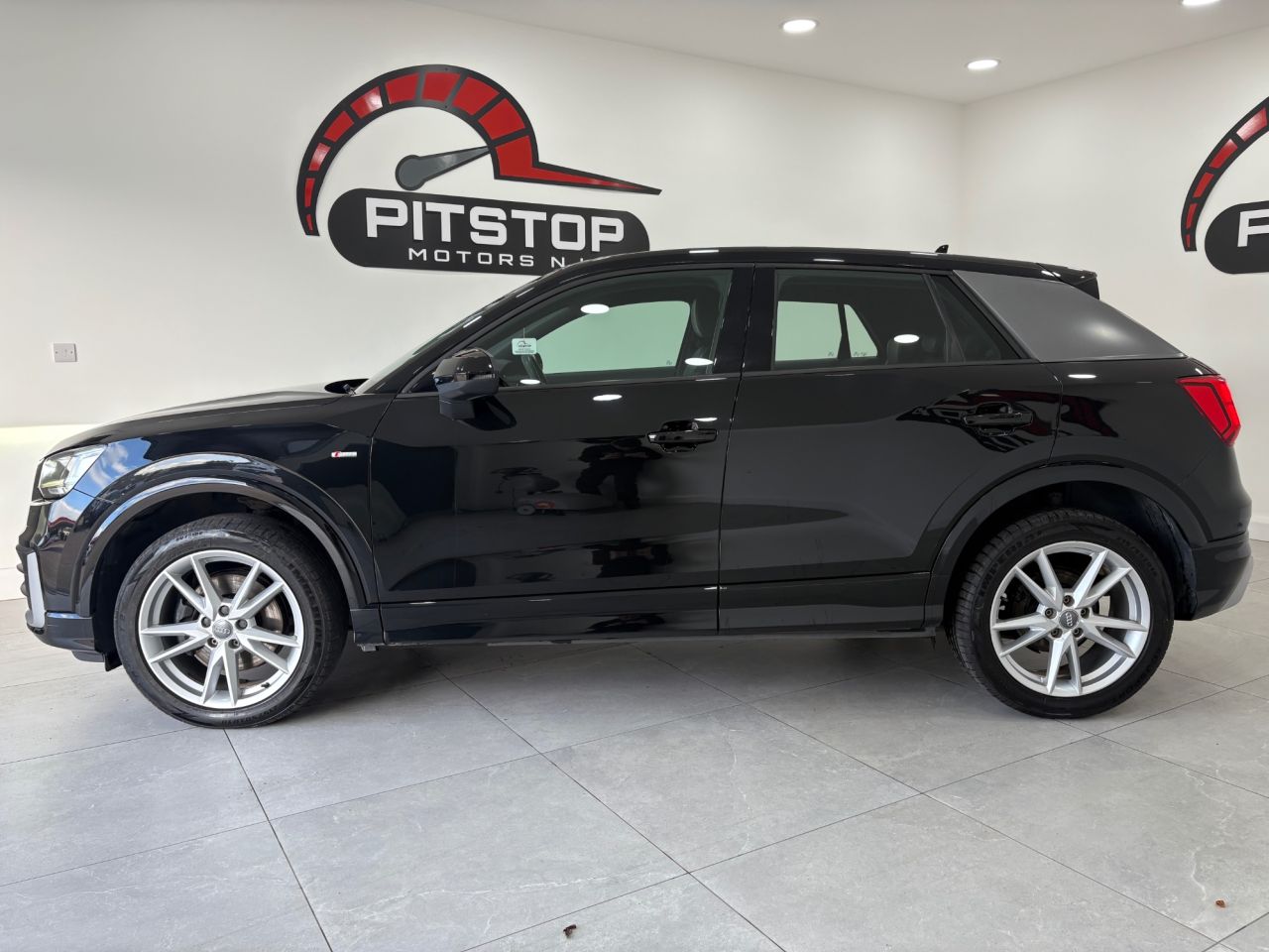 2018 AUDI Q2 S Line - vehicle photo 5 for sale on PureCar