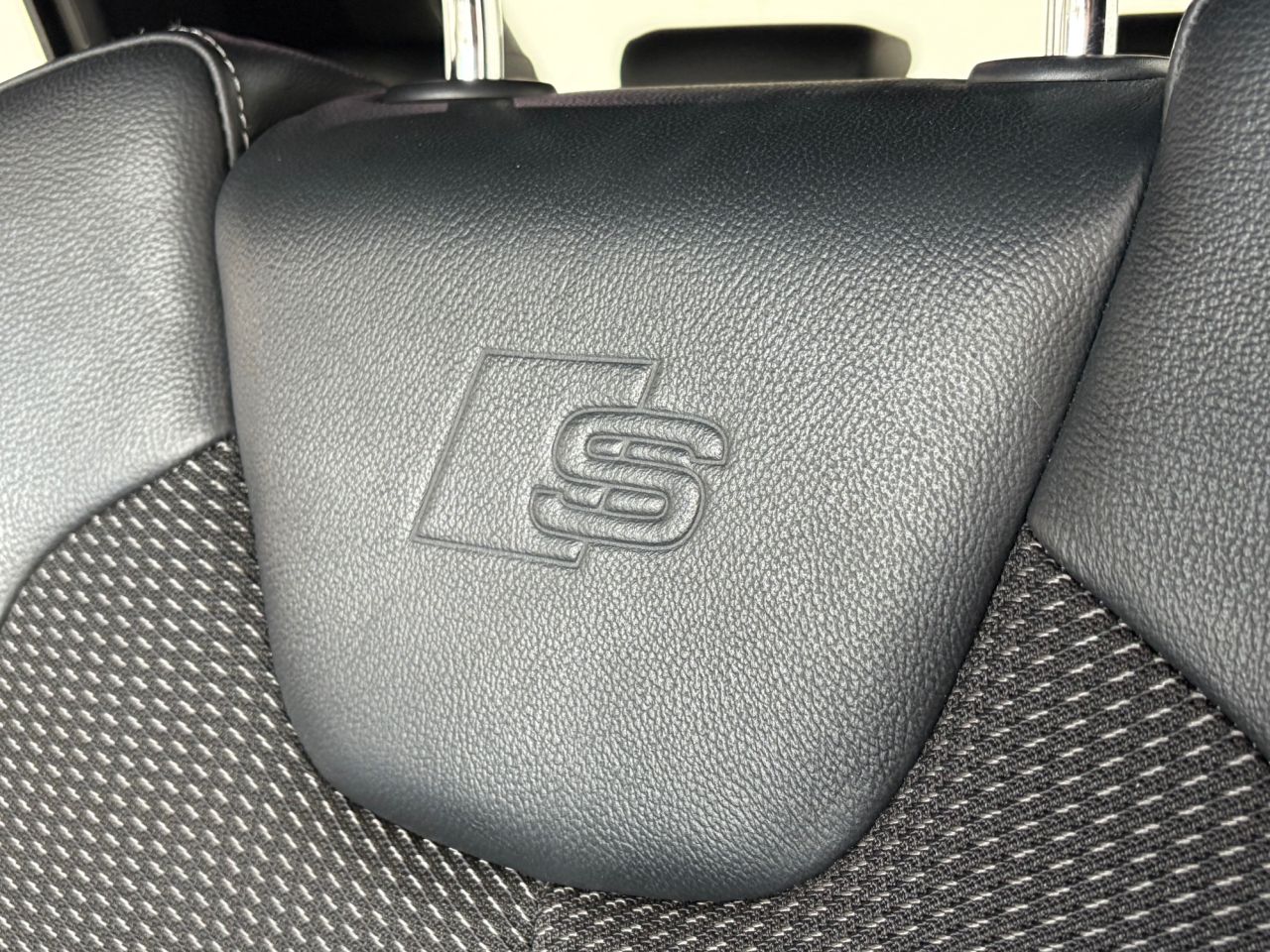 2018 AUDI Q2 S Line - vehicle photo 30 for sale on PureCar