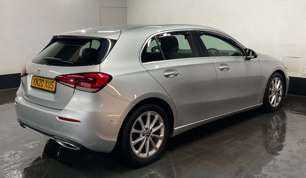 2020 MERCEDES A CLASS 2.0 A200d Sport (Executive) Hatchback 5dr Diesel 8G-DCT Euro 6 (s/s) (150 p - vehicle photo 9 for sale on PureCar