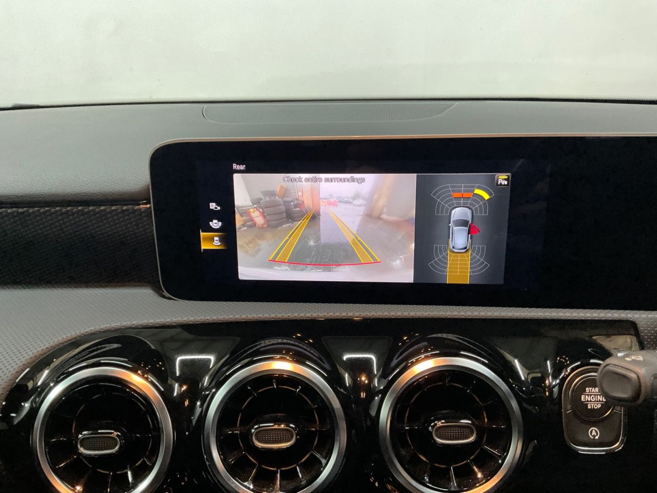 2020 MERCEDES A CLASS 2.0 A200d Sport (Executive) Hatchback 5dr Diesel 8G-DCT Euro 6 (s/s) (150 p - vehicle photo 24 for sale on PureCar