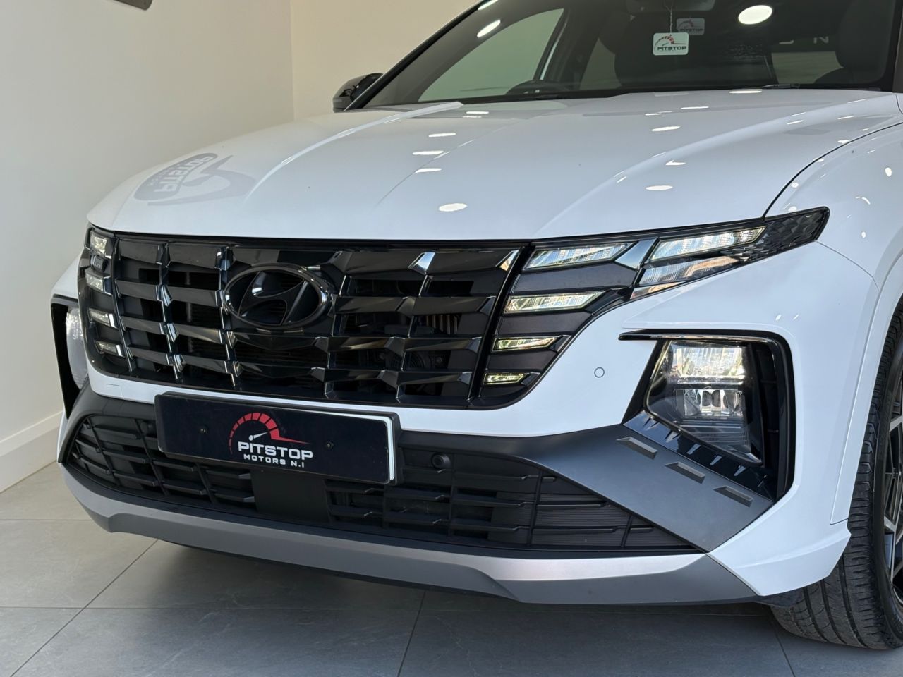2023 HYUNDAI TUCSON 1.6 h T-GDi N Line S SUV 5dr Petrol Hybrid Auto Euro 6 (s/s) (230 ps) - vehicle photo 3 for sale on PureCar