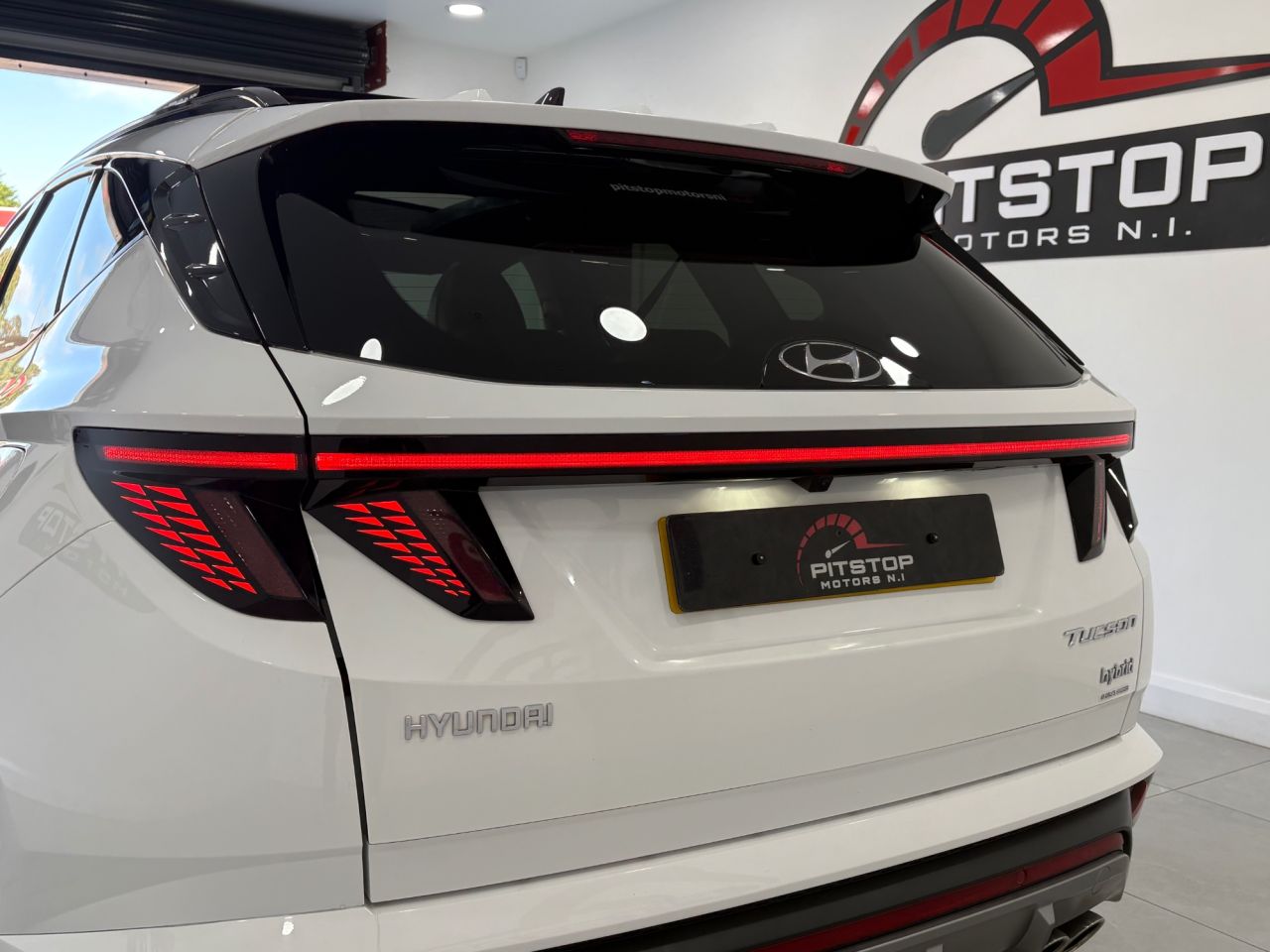 2023 HYUNDAI TUCSON 1.6 h T-GDi N Line S SUV 5dr Petrol Hybrid Auto Euro 6 (s/s) (230 ps) - vehicle photo 13 for sale on PureCar