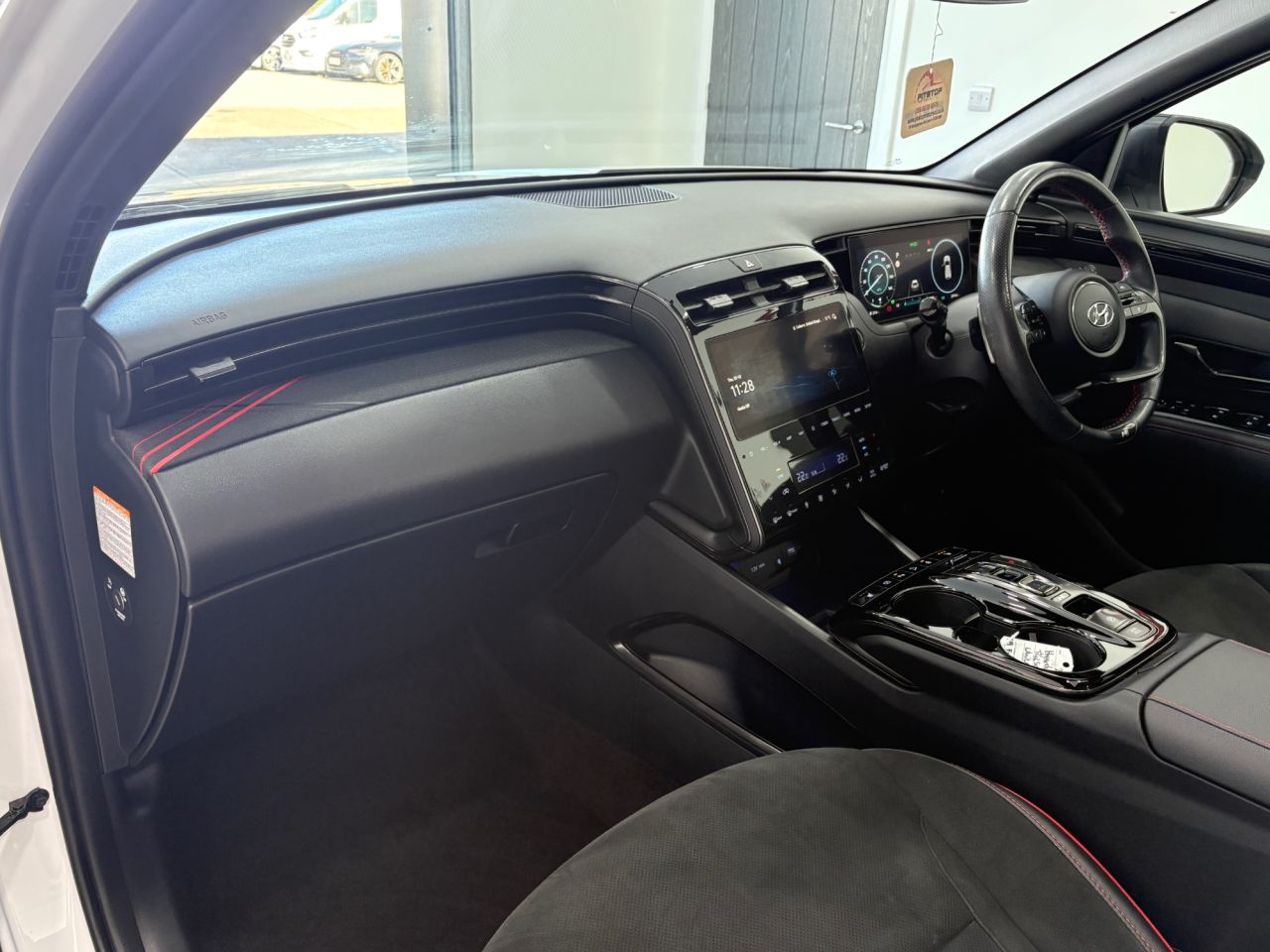 2023 HYUNDAI TUCSON 1.6 h T-GDi N Line S SUV 5dr Petrol Hybrid Auto Euro 6 (s/s) (230 ps) - vehicle photo 27 for sale on PureCar
