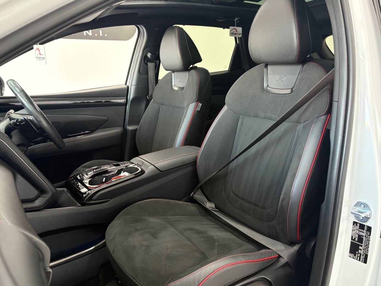 2023 HYUNDAI TUCSON 1.6 h T-GDi N Line S SUV 5dr Petrol Hybrid Auto Euro 6 (s/s) (230 ps) - vehicle photo 28 for sale on PureCar