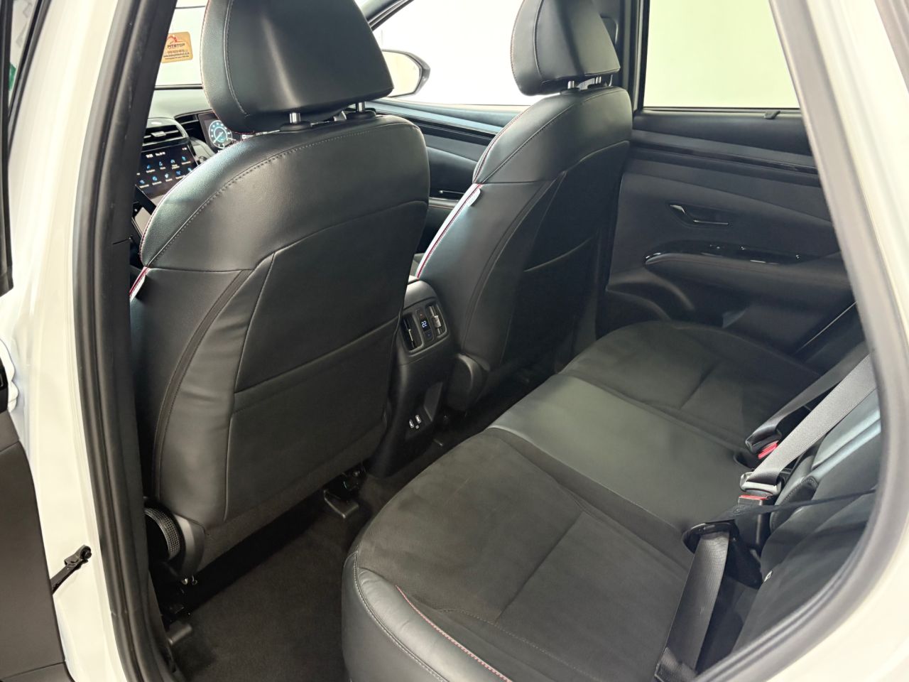 2023 HYUNDAI TUCSON 1.6 h T-GDi N Line S SUV 5dr Petrol Hybrid Auto Euro 6 (s/s) (230 ps) - vehicle photo 54 for sale on PureCar
