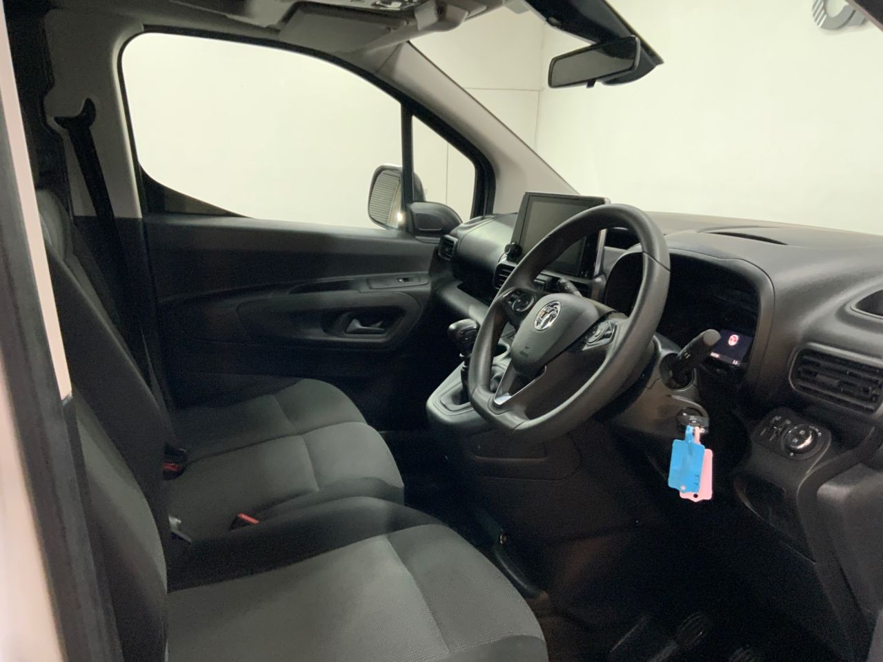 2023 VAUXHALL COMBO 1.5 Turbo D 2300 Pro Panel Van 6dr Diesel Manual L2 H1 Euro 6 (s/s) (100 ps - vehicle photo 13 for sale on PureCar
