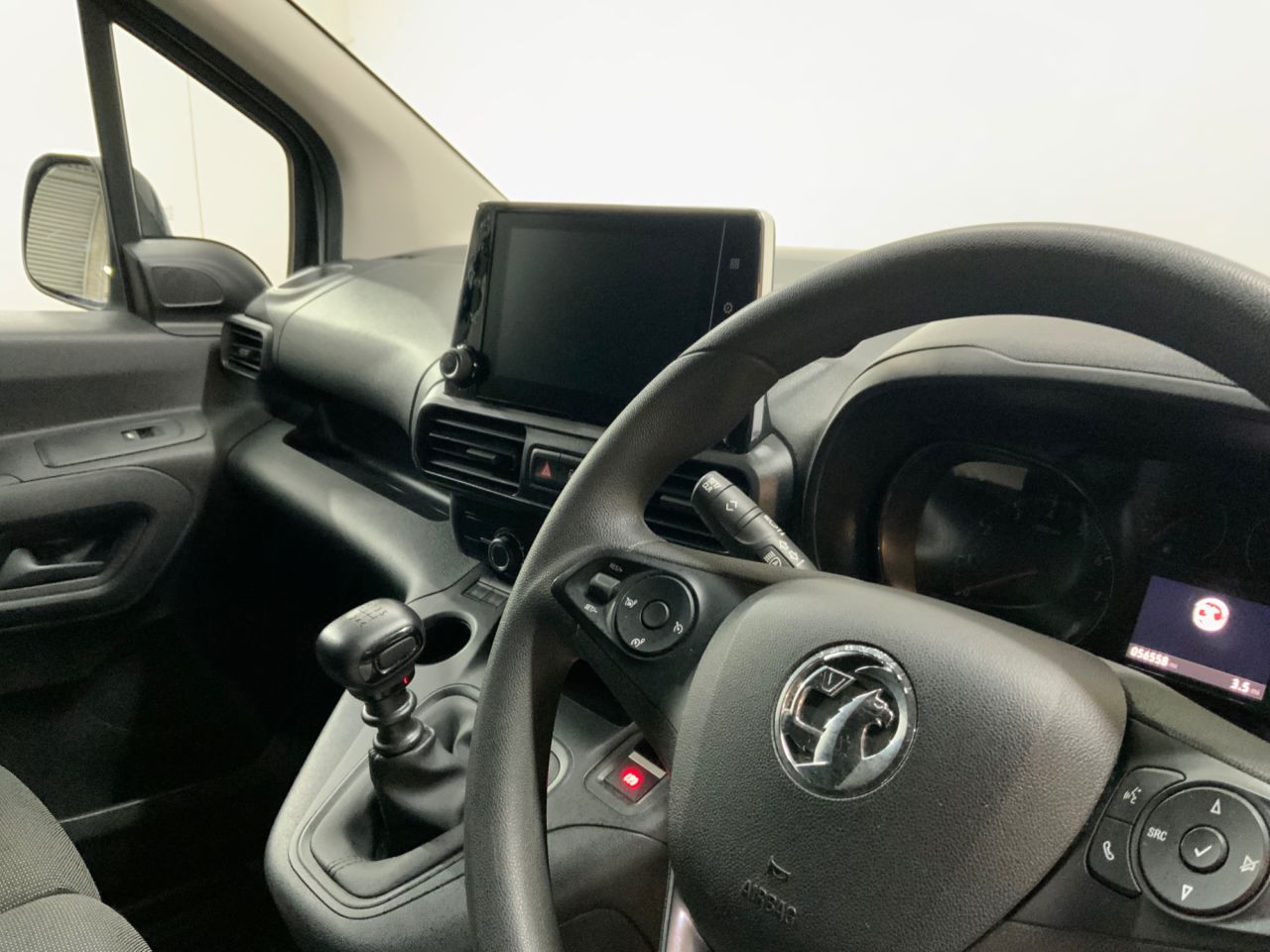 2023 VAUXHALL COMBO 1.5 Turbo D 2300 Pro Panel Van 6dr Diesel Manual L2 H1 Euro 6 (s/s) (100 ps - vehicle photo 20 for sale on PureCar
