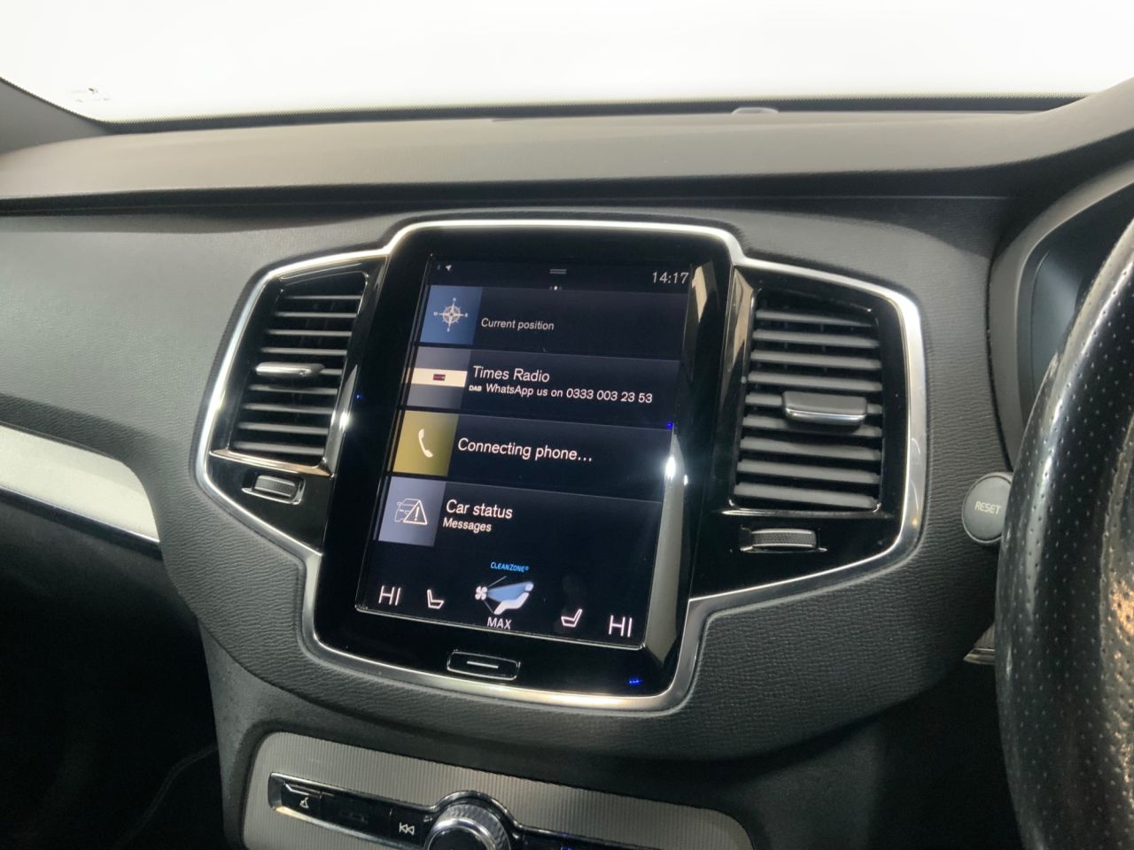 2017 VOLVO XC90 2.0 D5 PowerPulse R-Design SUV 5dr Diesel Auto 4WD Euro 6 (s/s) (235 ps) - vehicle photo 25 for sale on PureCar
