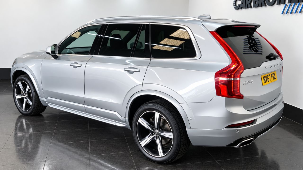 2017 VOLVO XC90 2.0 D5 PowerPulse R-Design SUV 5dr Diesel Auto 4WD Euro 6 (s/s) (235 ps) - vehicle photo 7 for sale on PureCar
