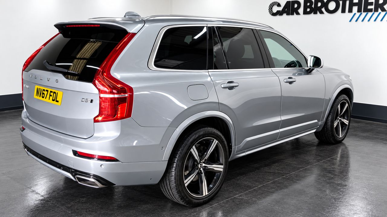 2017 VOLVO XC90 2.0 D5 PowerPulse R-Design SUV 5dr Diesel Auto 4WD Euro 6 (s/s) (235 ps) - vehicle photo 8 for sale on PureCar