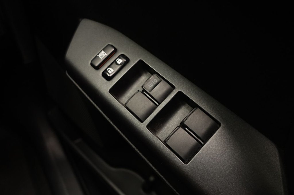 2016 Toyota RAV4 — image 25