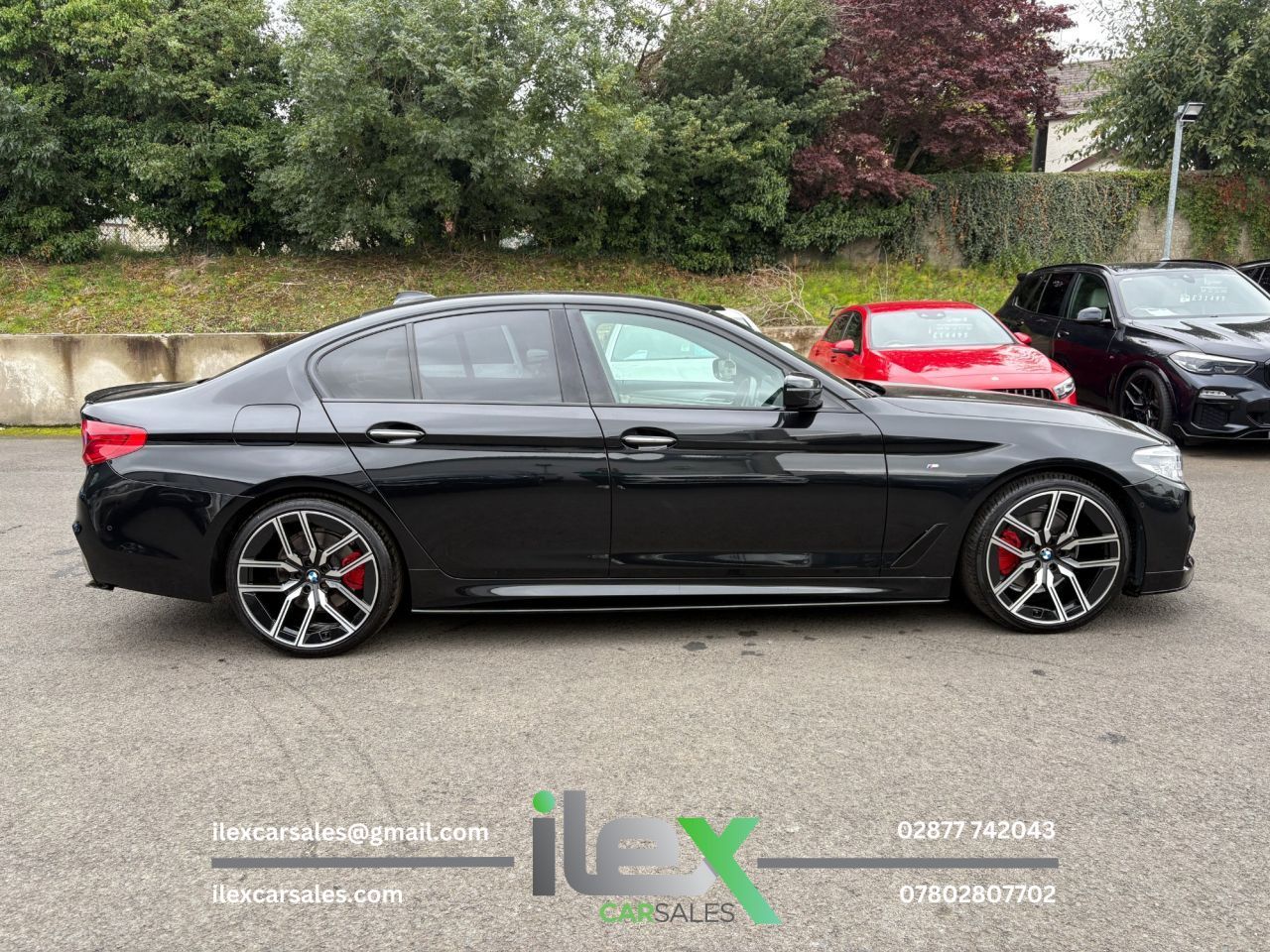 2017 BMW 5 SERIES 2.0 520d M Sport Saloon 4dr Diesel Auto xDrive Euro 6 (s/s) (190 ps) 190PS - vehicle photo 4 for sale on PureCar