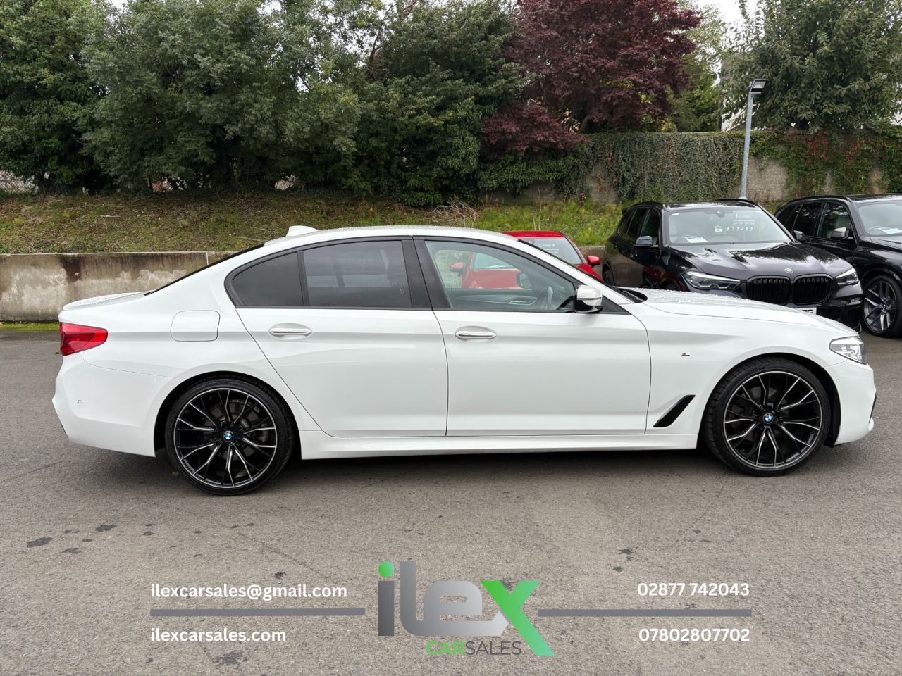2017 BMW 5 SERIES 2.0 520d M Sport Saloon 4dr Diesel Auto Euro 6 (s/s) (190 ps) 190PS | Auto - vehicle photo 4 for sale on PureCar