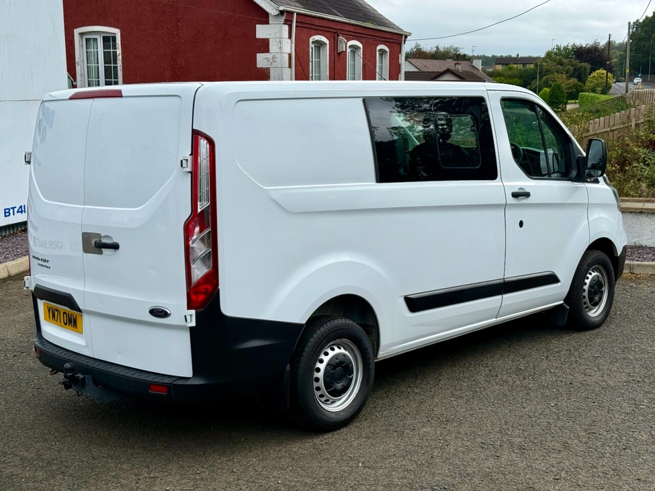 2022 FORD TRANSIT CUSTOM 2.0 300 EcoBlue Leader Crew Van Double Cab 5dr Diesel Manual L1 H1 Euro 6 ( - vehicle photo 3 for sale on PureCar