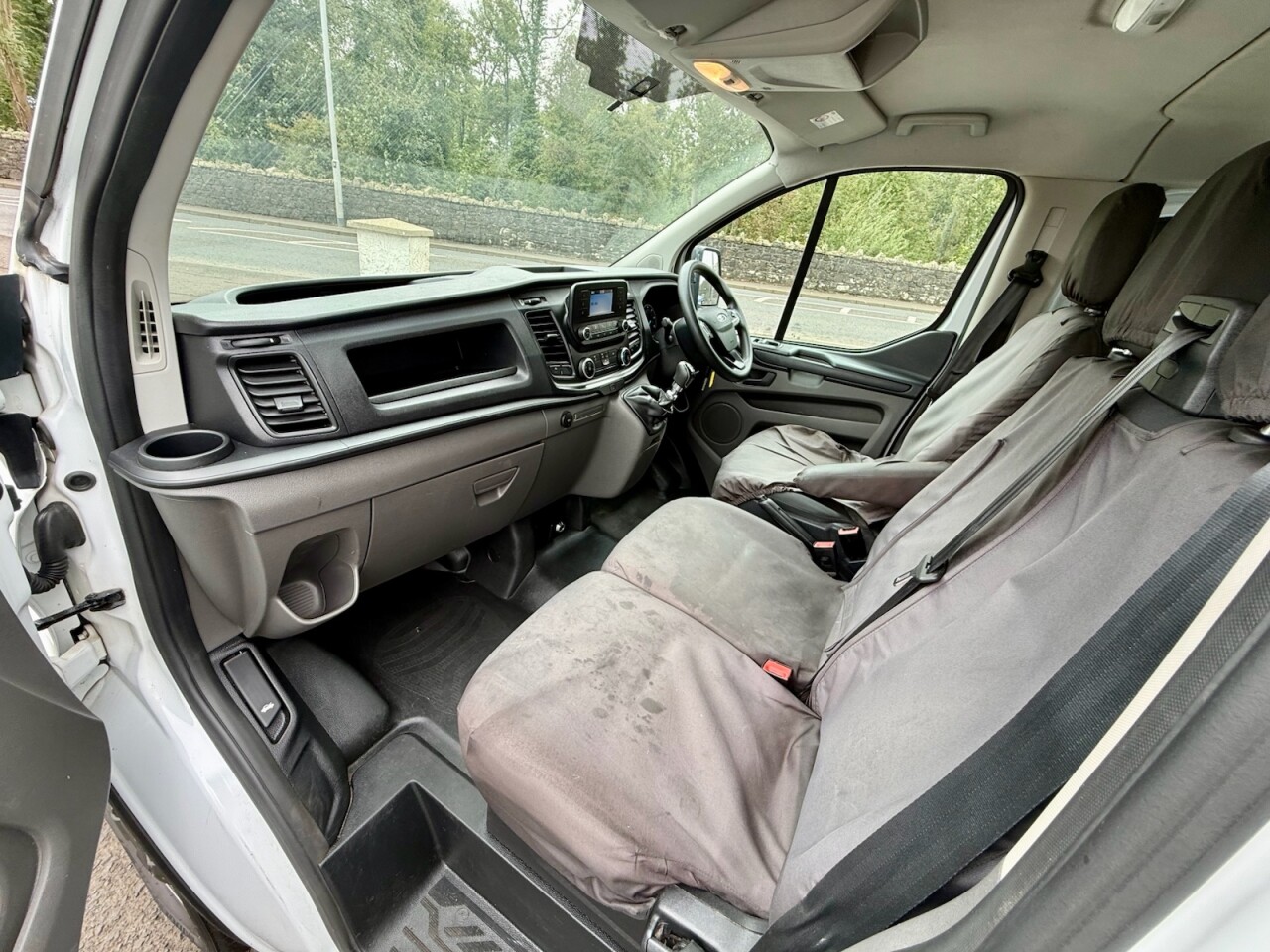 2022 FORD TRANSIT CUSTOM 2.0 300 EcoBlue Leader Crew Van Double Cab 5dr Diesel Manual L1 H1 Euro 6 ( - vehicle photo 9 for sale on PureCar