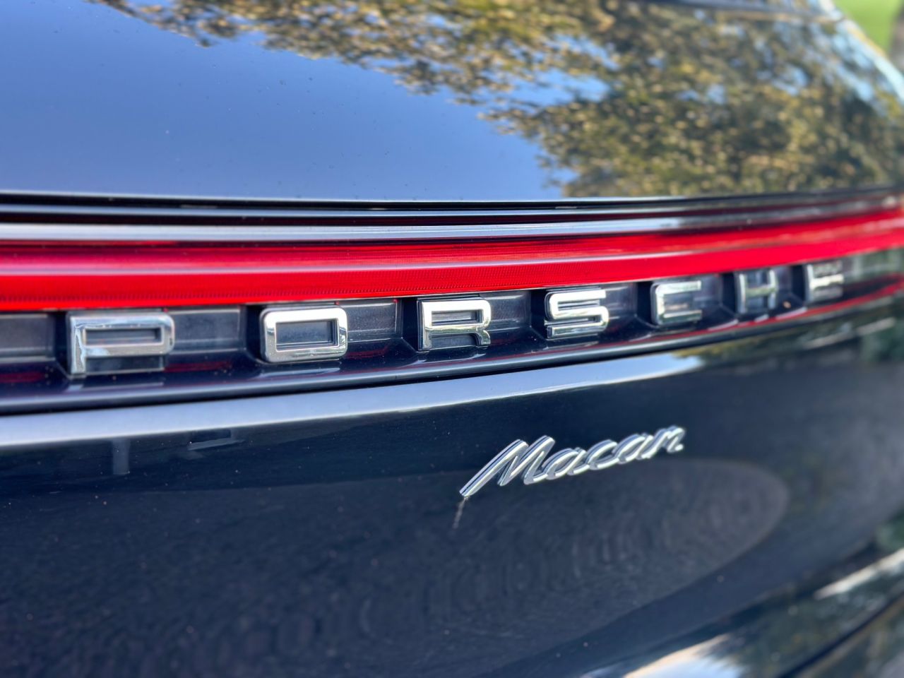 2019 PORSCHE MACAN 2.0T SUV 5dr Petrol PDK 4WD Euro 6 (s/s) (245 ps) - vehicle photo 30 for sale on PureCar