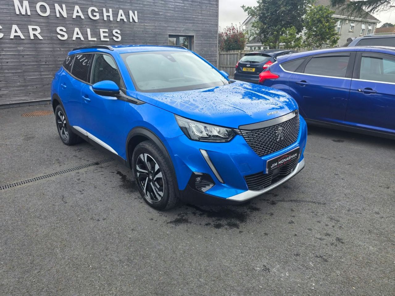 2022 PEUGEOT 1.2 PureTech Allure Premium SUV 5dr Petrol Manual Euro 6 (s/s) (100 ps) - vehicle photo 2 for sale on PureCar
