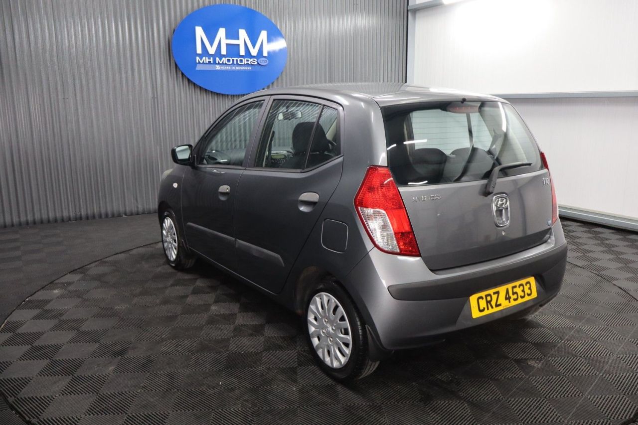 2011 HYUNDAI I10 1.2 Classic Hatchback 5dr Petrol Manual Euro 4 (77 bhp) LONG MOT / ONLY £35 - vehicle photo 19 for sale on PureCar